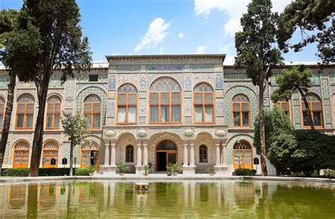  Golestan Palace! A Breathtaking Oasis of History and Elegance in the Heart of Mashhad