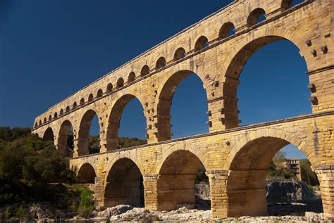 Pont du Gard, En Antik Romersk Bro Med Magisk Utsikt!