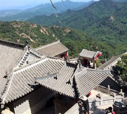 Qianshan Mountain: Gamla tempel och fantastiska utsikter!