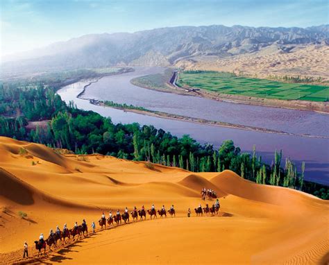  Shapotou Scenic Area - En Fascinerande Ökenparadis med Historiska Ruiner!