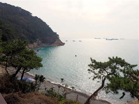 Taejongdae Park! A Majestic Coastal Wonderland Overlooking Busan