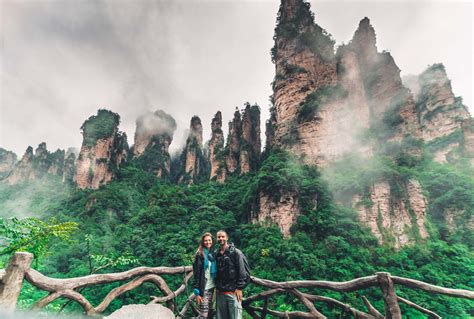  Xiaozishan Scenic Area -  Förföriska bergsmöten och historiska skatter!